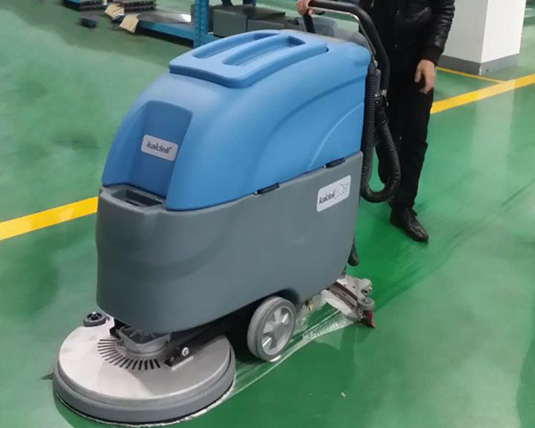 洗地机与扫地机的区别